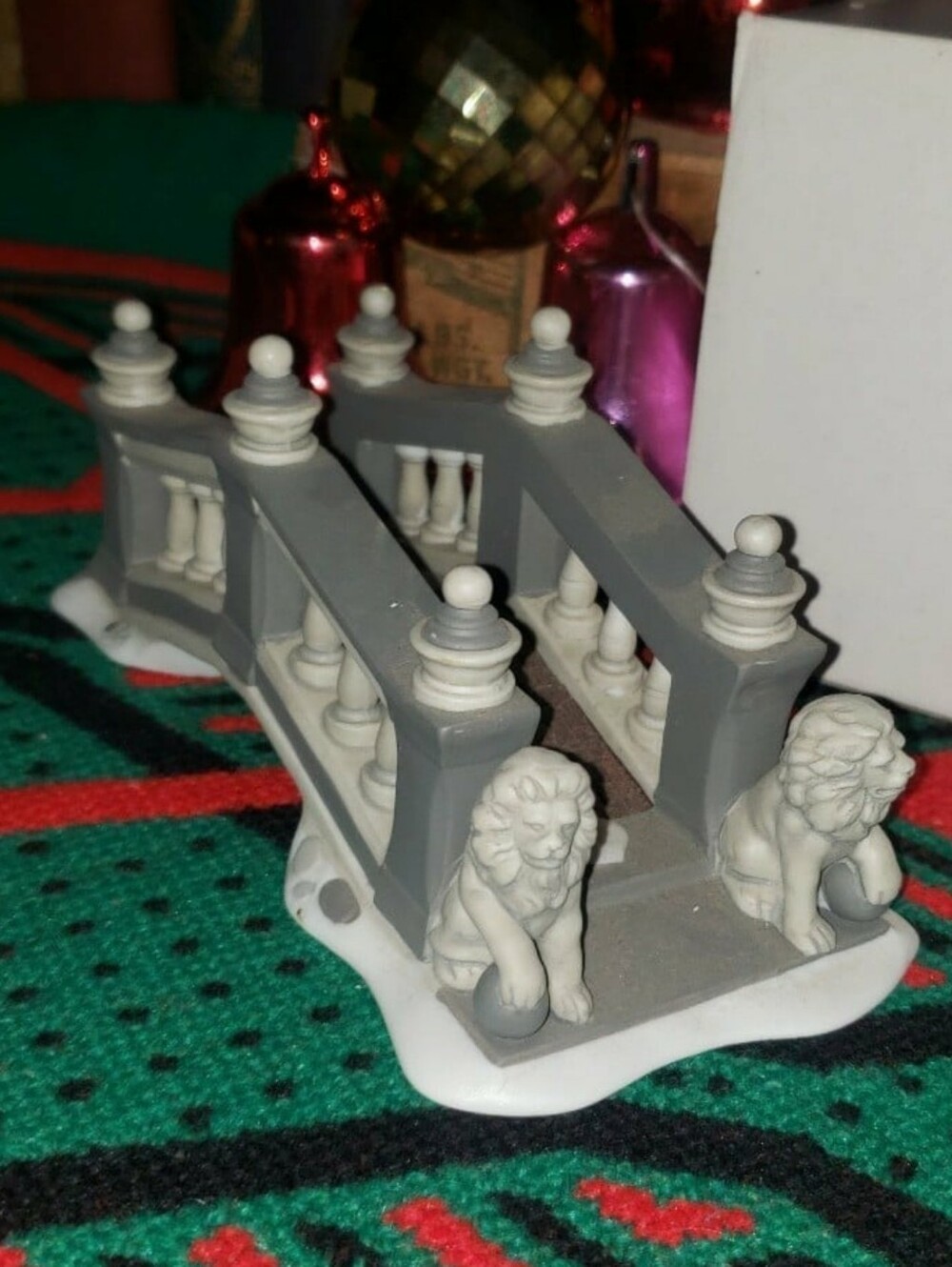 Department 56 "Lionhead Bridge"The Heritage Village Collection